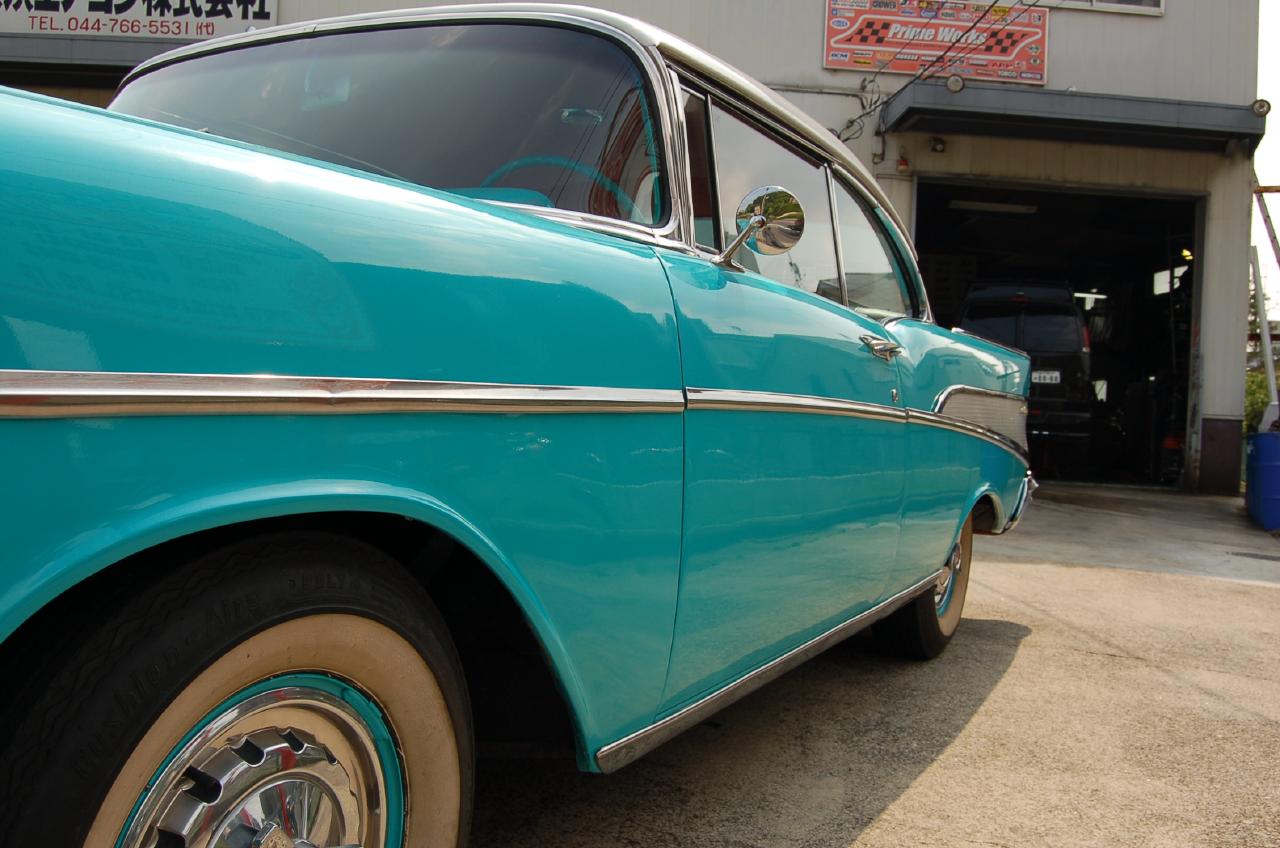57年式ベルエア車のテールフィン掛け時計、美品、GM公式グッズ | www
